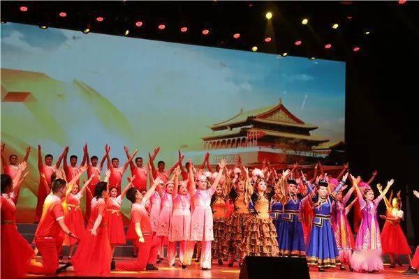 罪犯张波、叶诚尘被执行死刑，共谋作案聊天记录曝光，再次引众怒